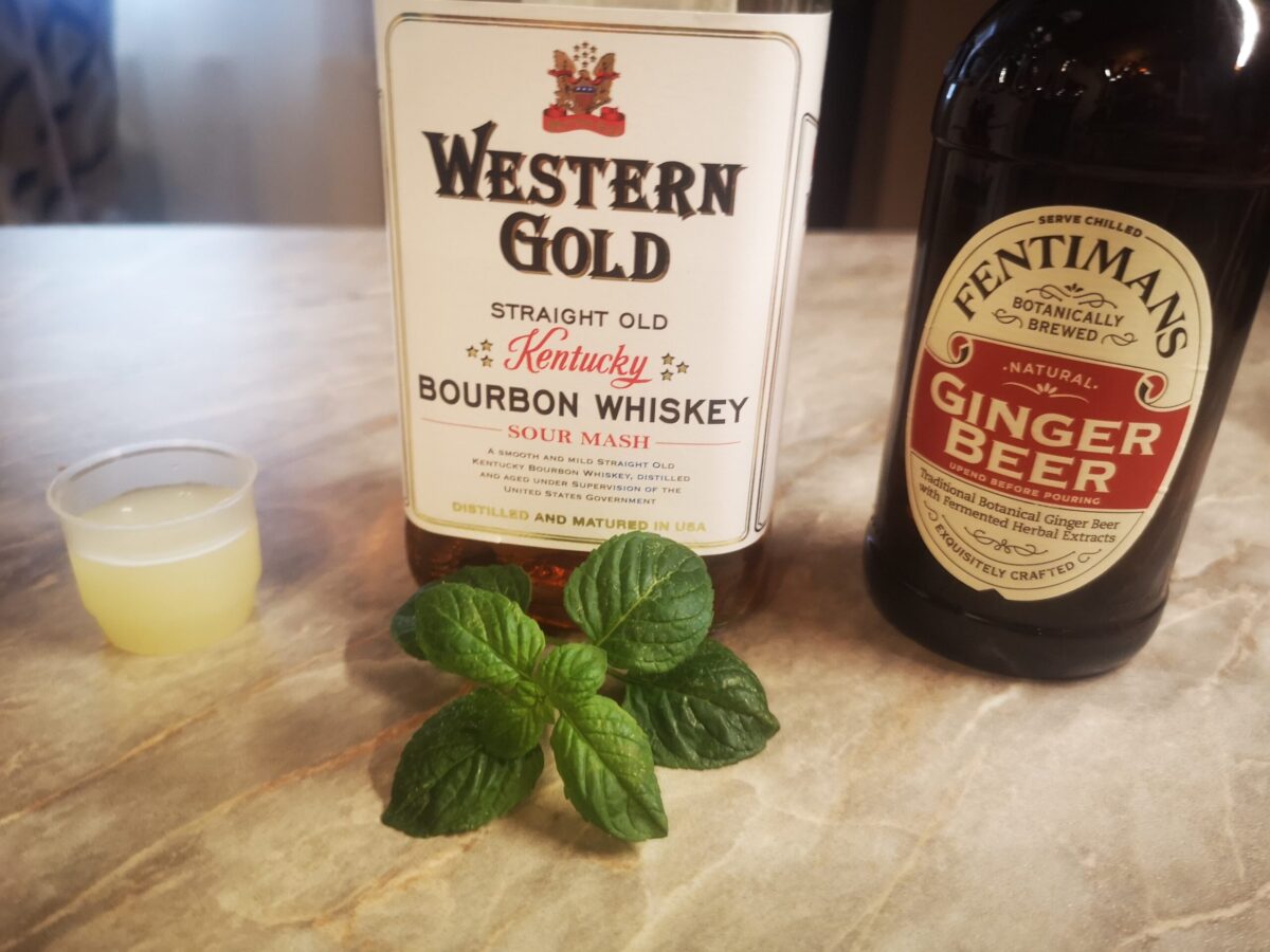 Koktel "Mazga iz Kentakija" (Kentucky mule) 1 Sastojci - mazga iz Kentakija