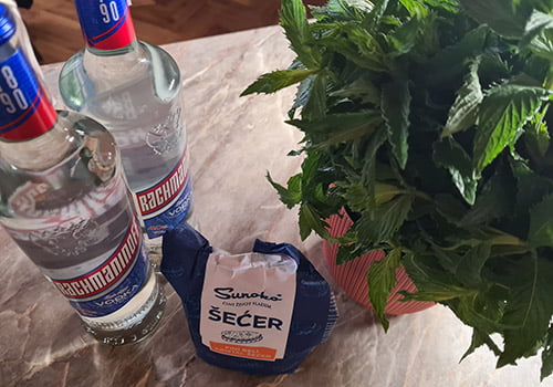 Liker od nane (mente) 1 Sastojci za liker od nane